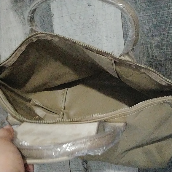 Longchamp Handbag - Picture 5 of 9